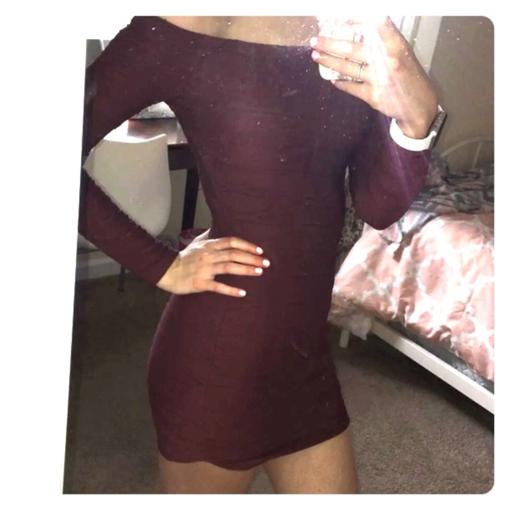 Off the shoulder bodycon dress